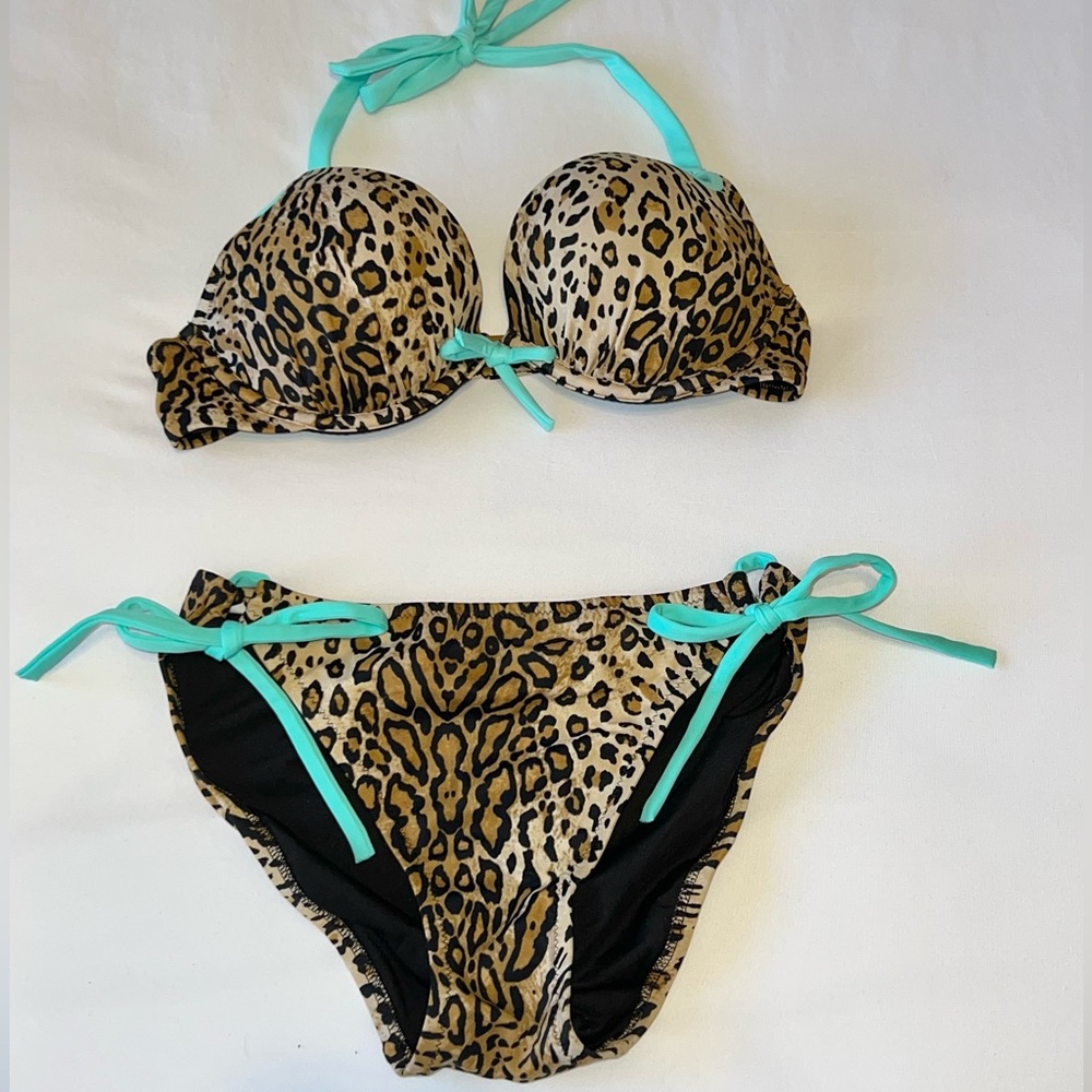 Victoria’s Secret Leopard Bombshell Bikini